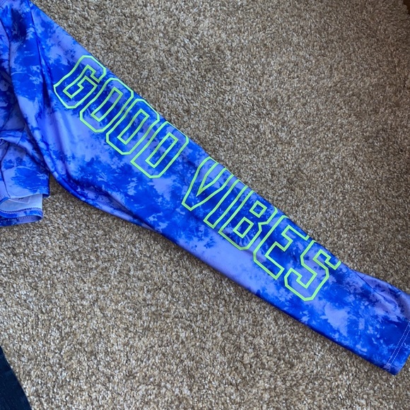 Rash Guard Swim Top - Picture 4 of 11